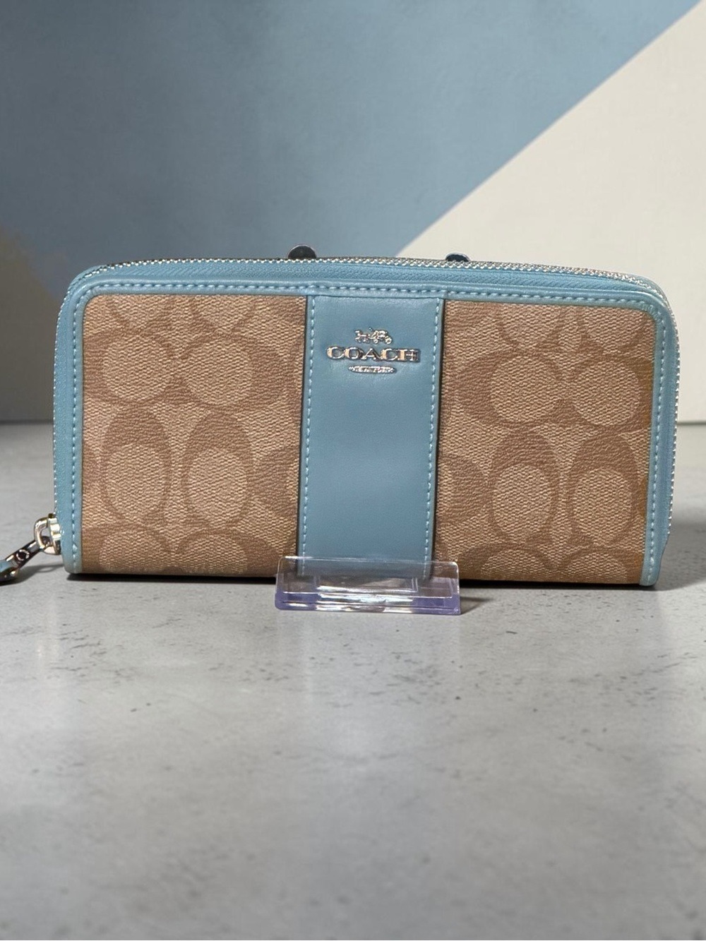 Coach Accordion Zip Wallet Signature Canvas Light Blue Leather